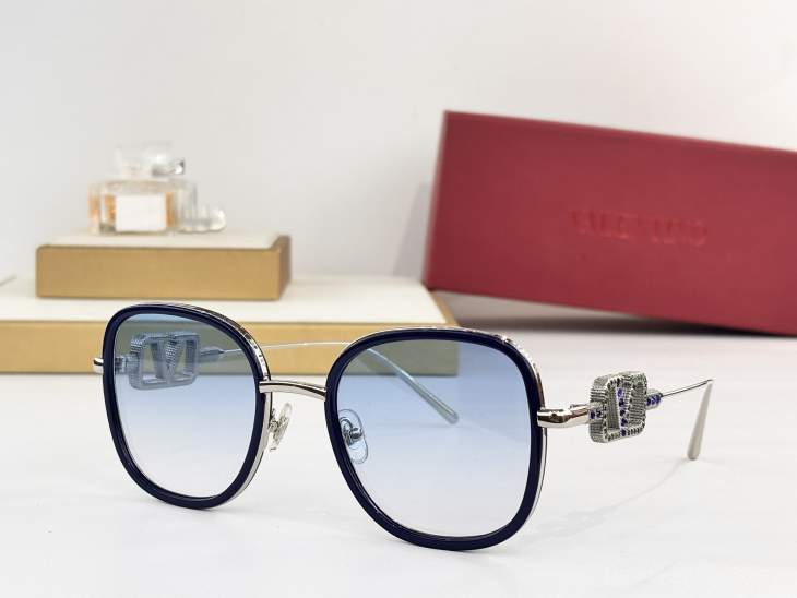 Picture of Valentino Sunglasses _SKUfw75760469fw